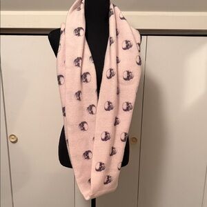 Light pink infinity cashmere scarf